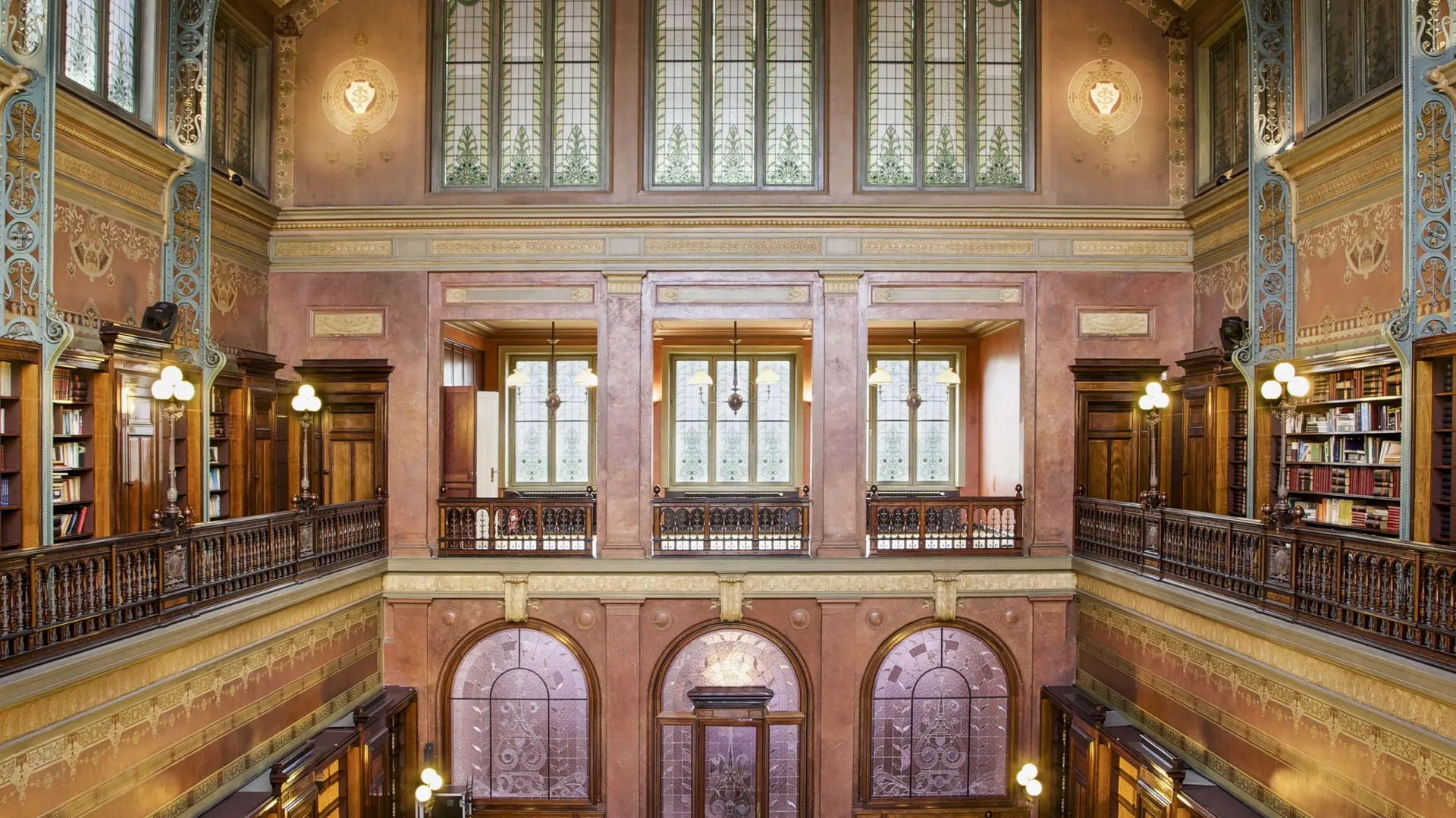 Photo intérieure de la Bibliothèque Solvay